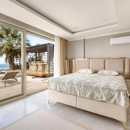 Vila Luxury Golden With Sea View Bodrum