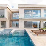 Vila Private Luxury In With Pool, Sauna & Stunning Sea View *