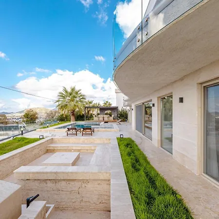 Villa Private Luxury In With Pool, Sauna & Stunning Sea View *