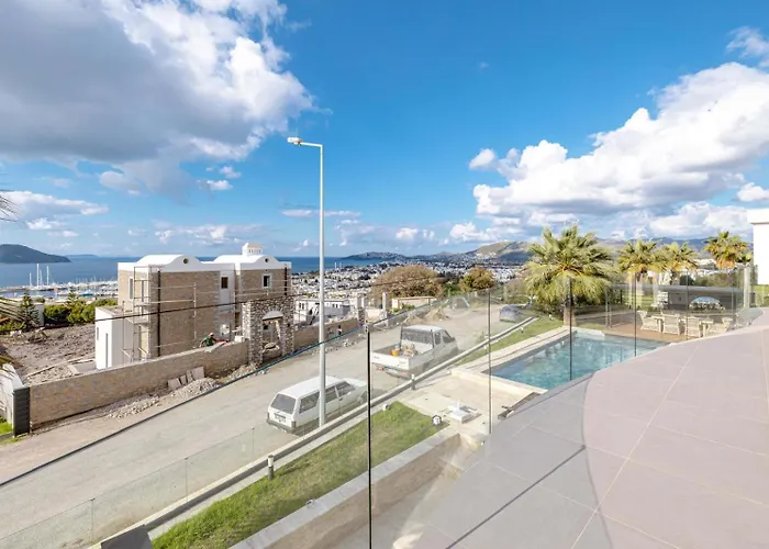 Private Luxury In With Pool, Sauna & Stunning Sea View Villa *